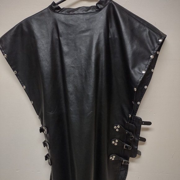 leather Vest - Picture 9 of 14